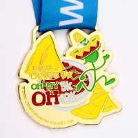 Unique cute cartoon design soft enamel gold plate metal fiestas medal